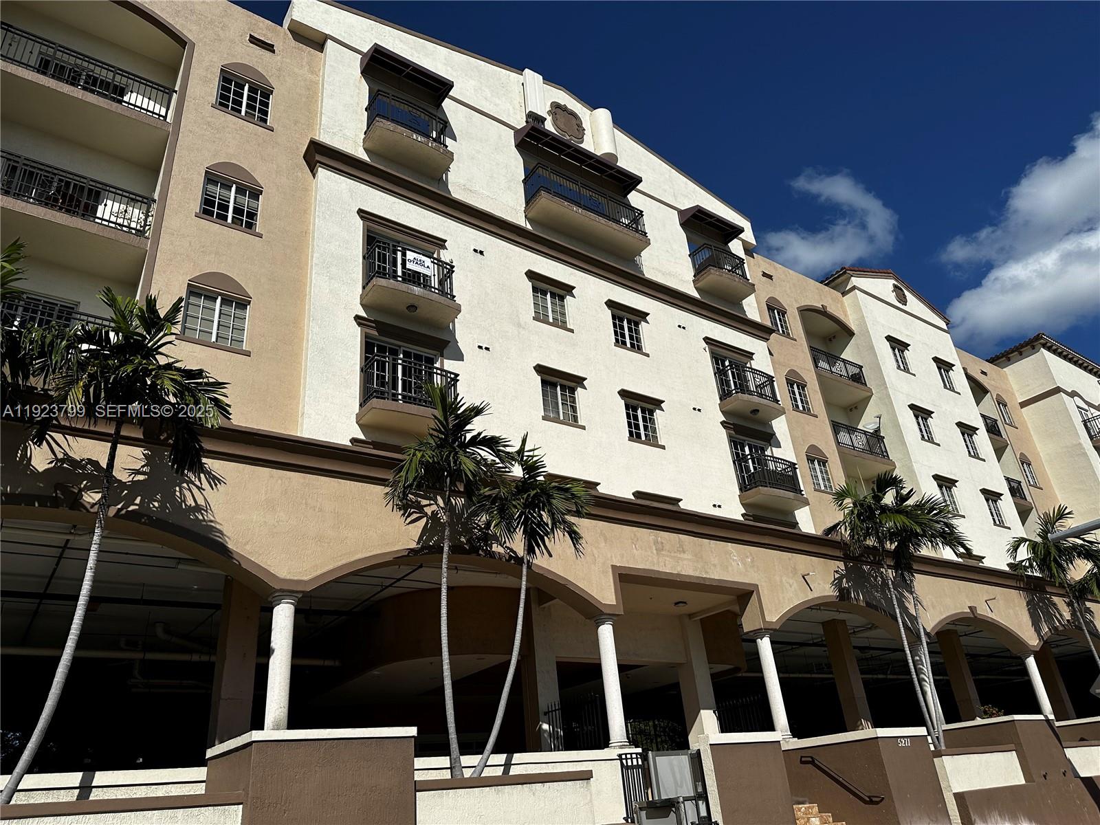GRANADA GRAND CONDO - Residential Lease