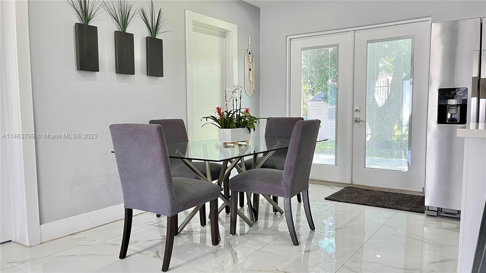 GLADEVIEW - Residential
