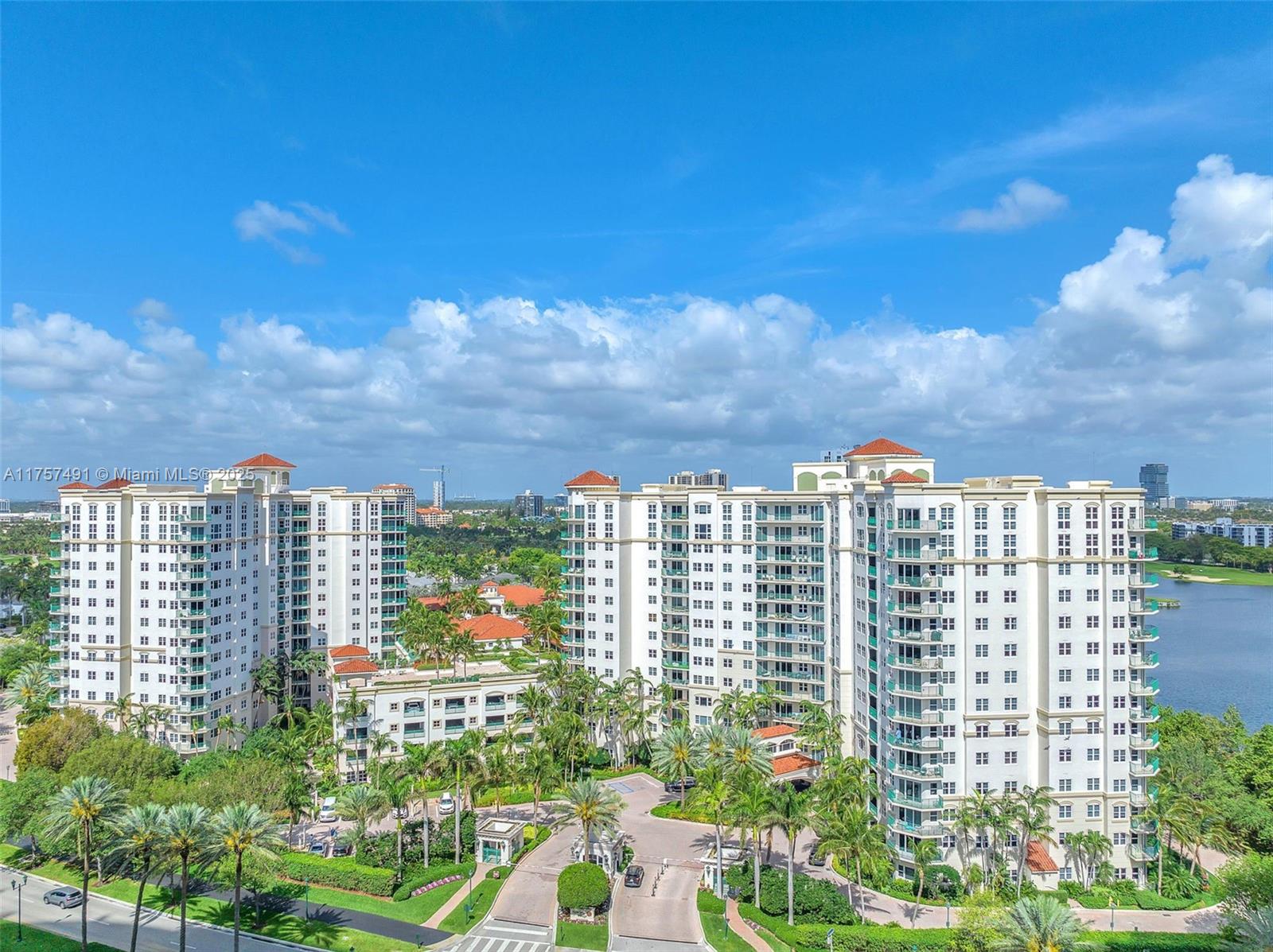 TURNBERRY VLG NO TOWER CO - Residential
