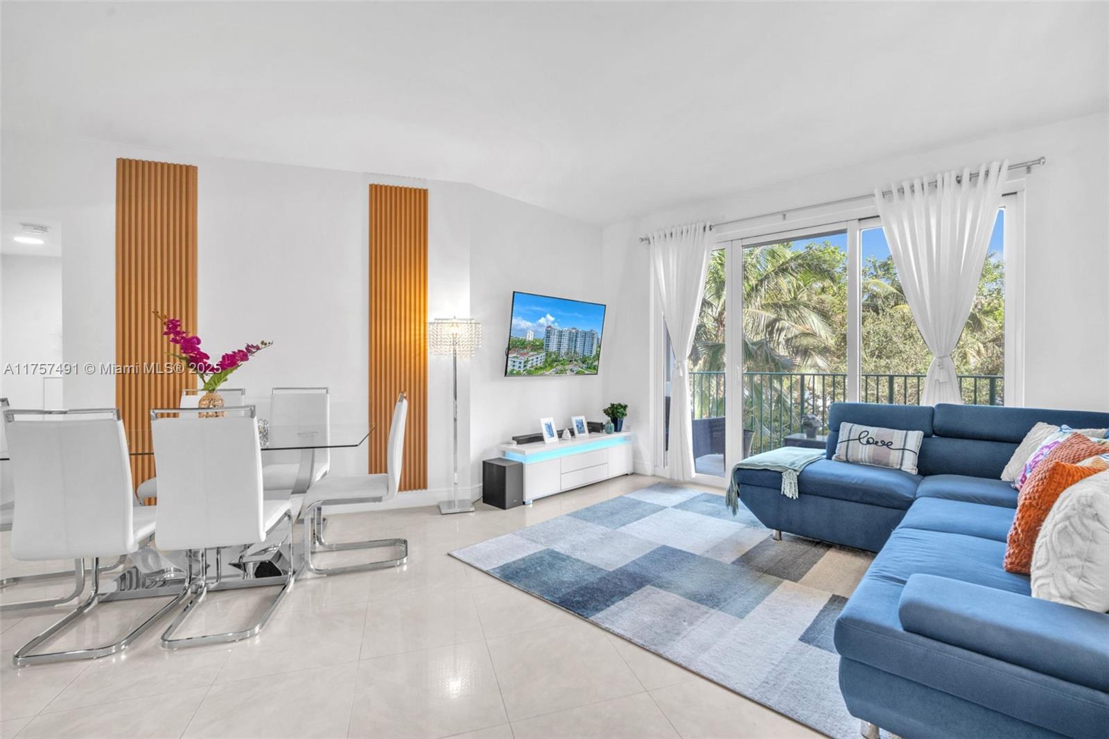 TURNBERRY VLG NO TOWER CO - Residential