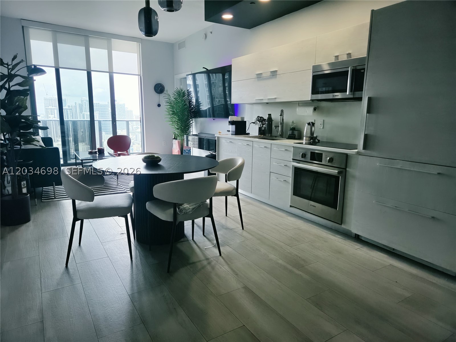 BRICKELL HEIGHTS EAST - Residential