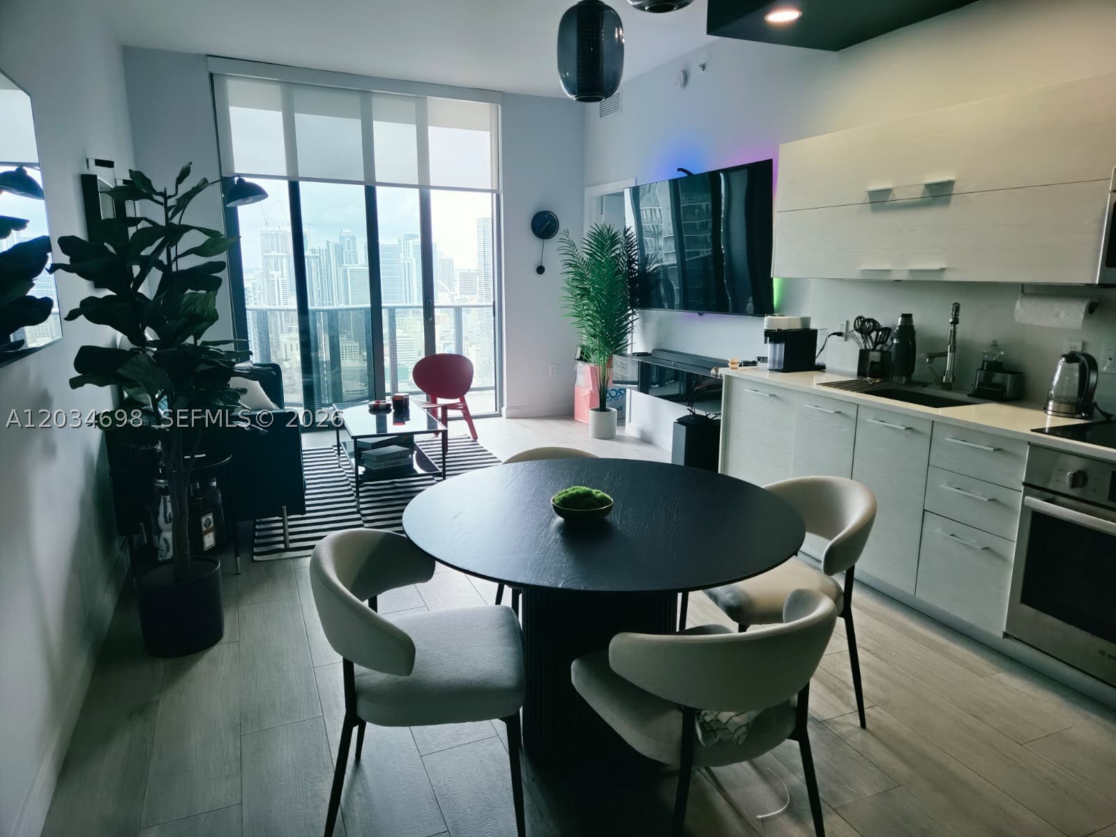 BRICKELL HEIGHTS EAST - Residential
