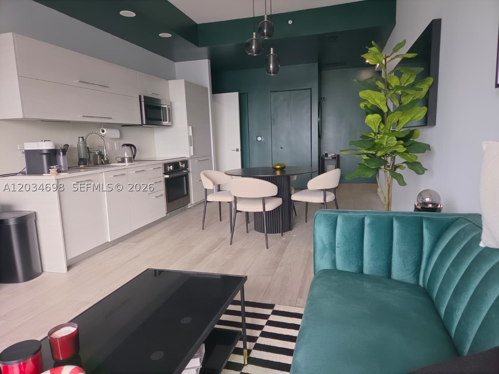 BRICKELL HEIGHTS EAST - Residential
