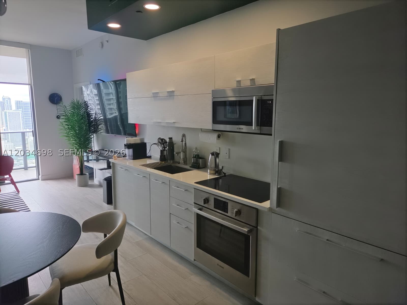 BRICKELL HEIGHTS EAST - Residential