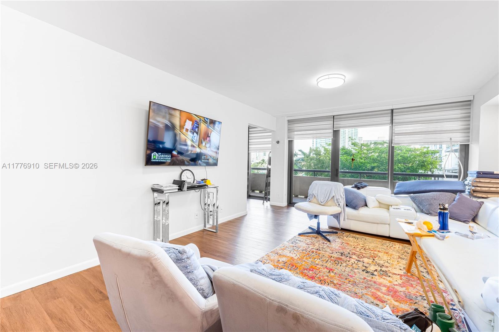 TURNBERRY ISLE SOUTH COND - Residential