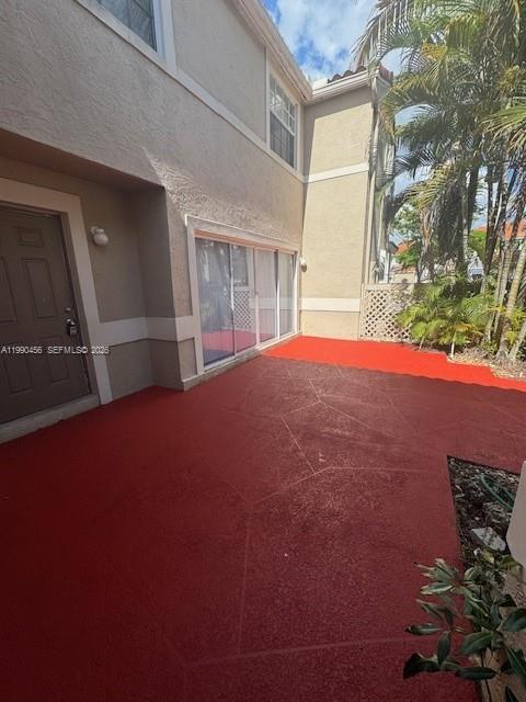 EMBASSY LAKES - Residential