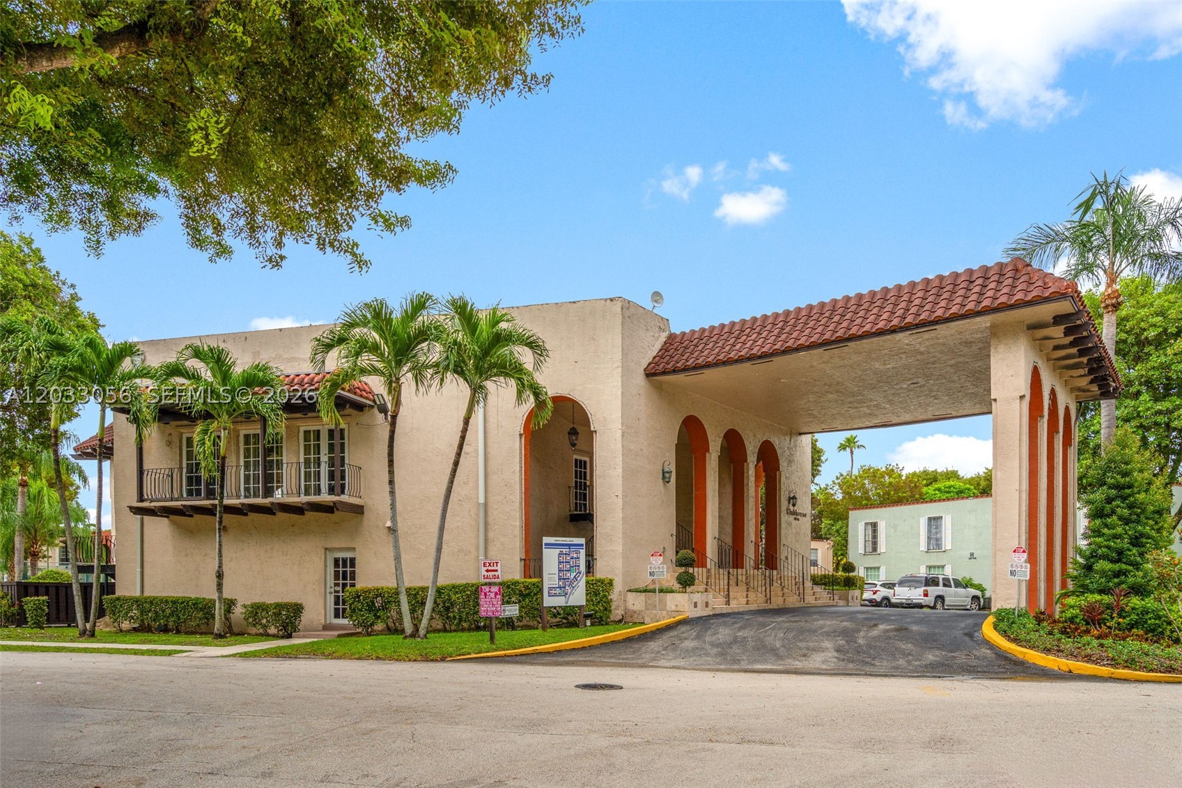 SPANISH TRACE CONDO - Residential