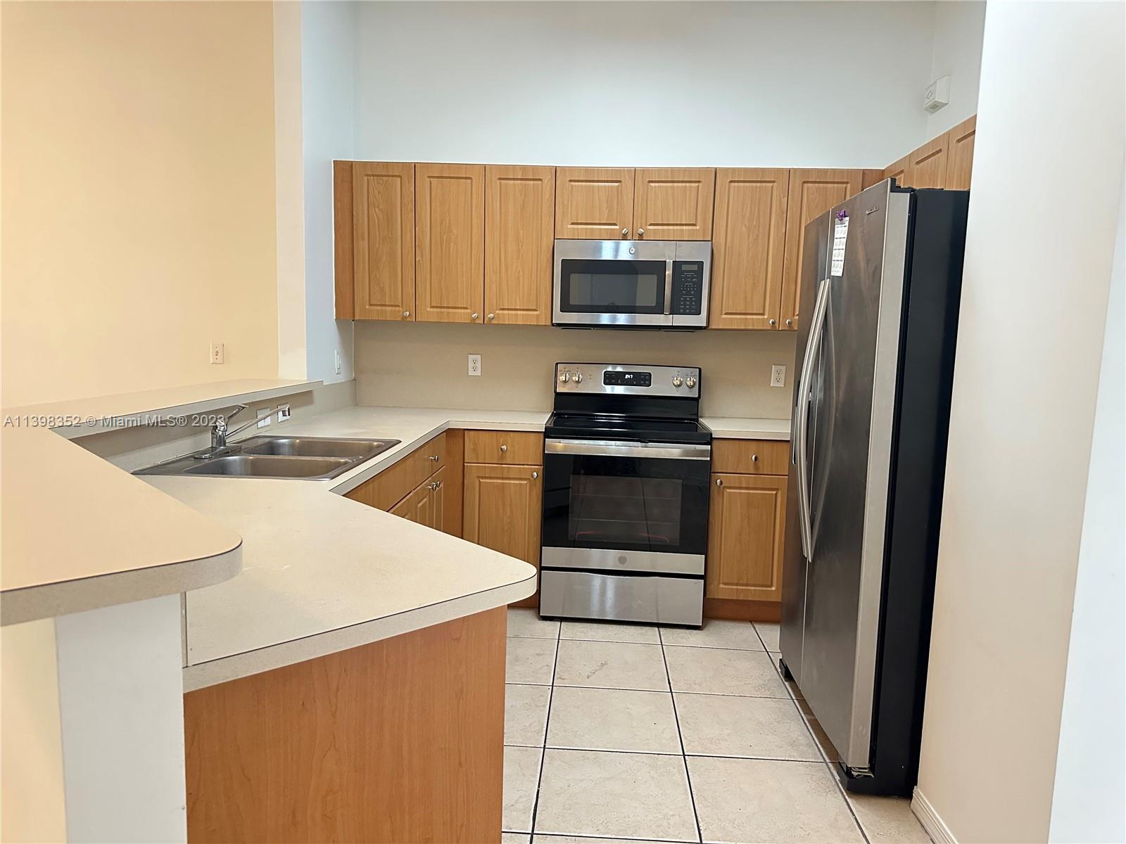 KEYS LANDING - Residential Lease