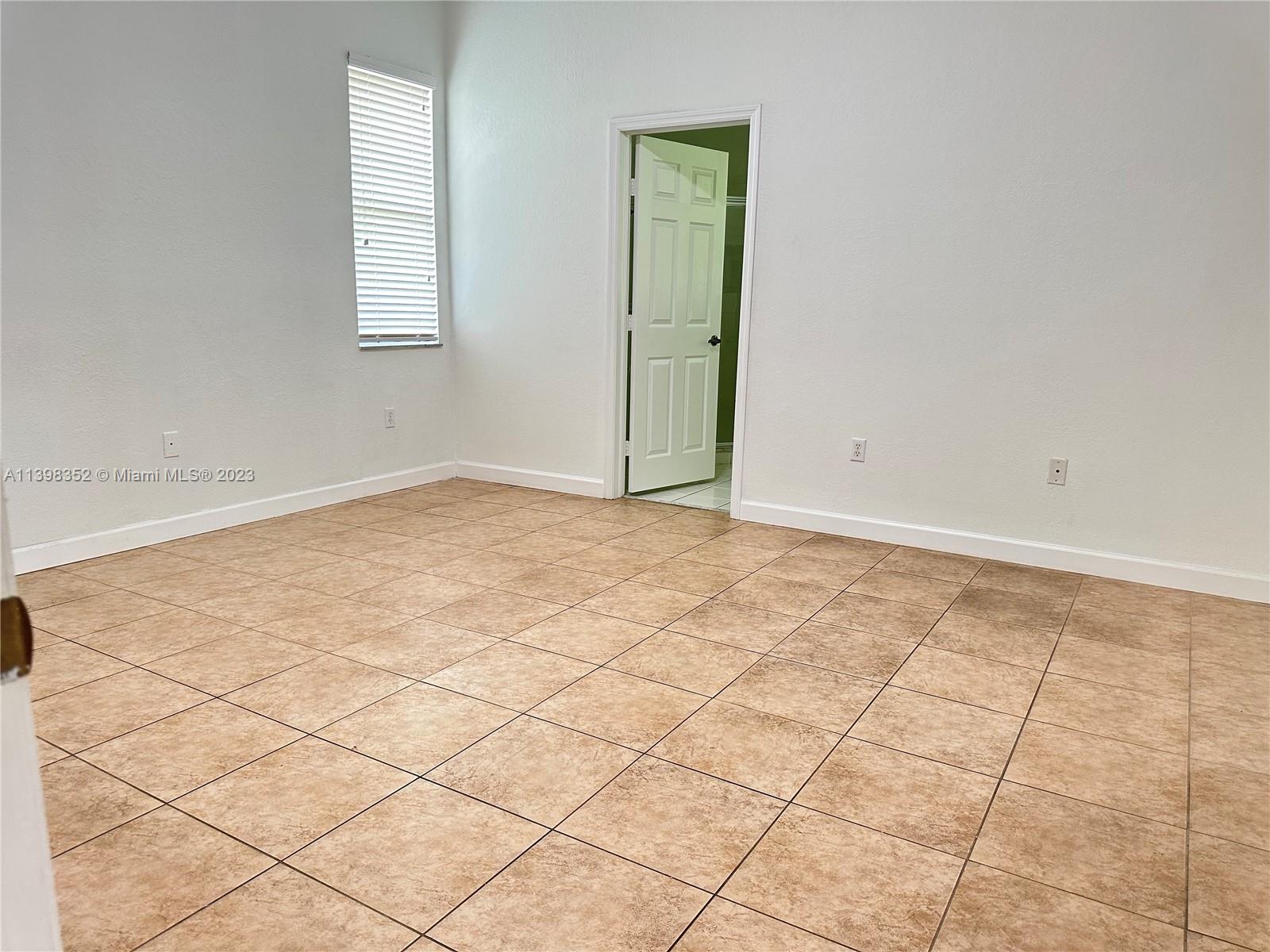 KEYS LANDING - Residential Lease