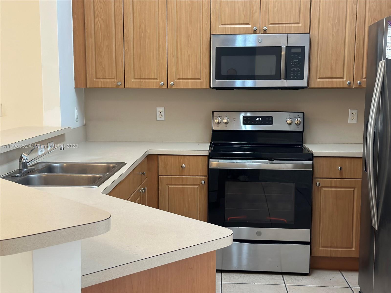 KEYS LANDING - Residential Lease