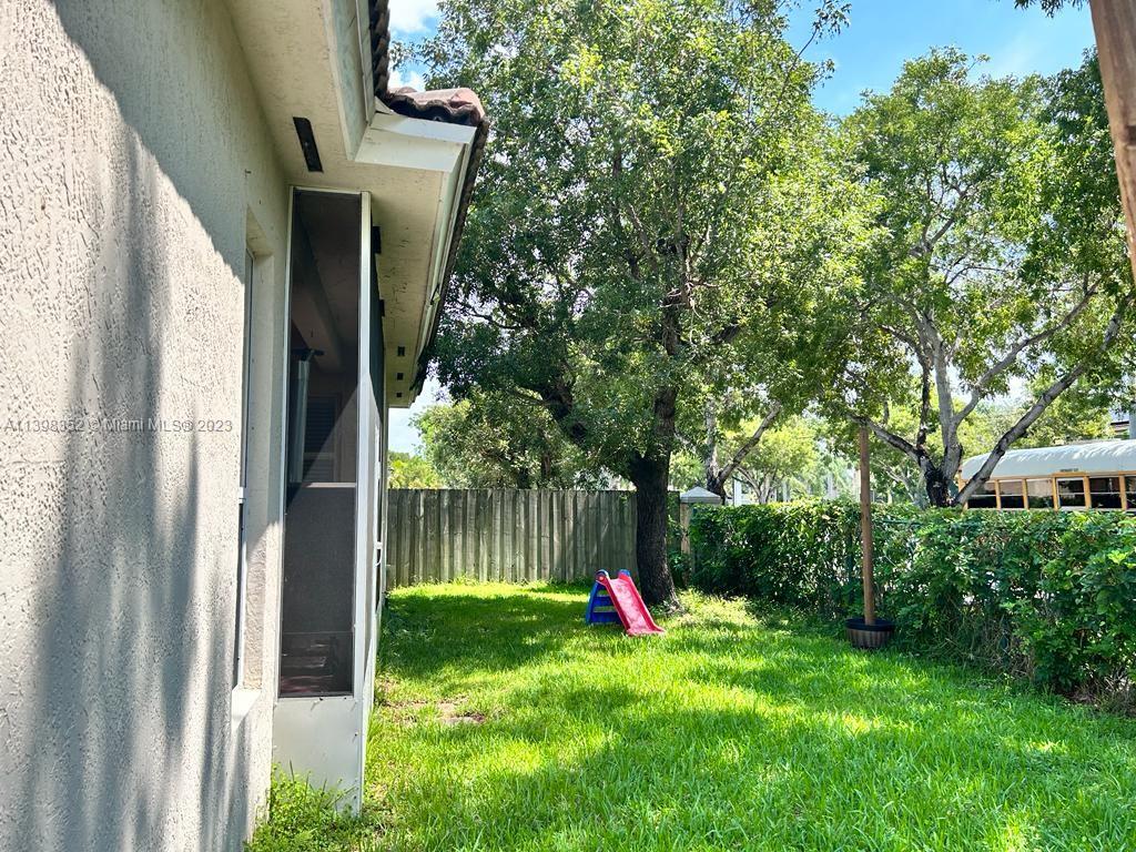 KEYS LANDING - Residential Lease