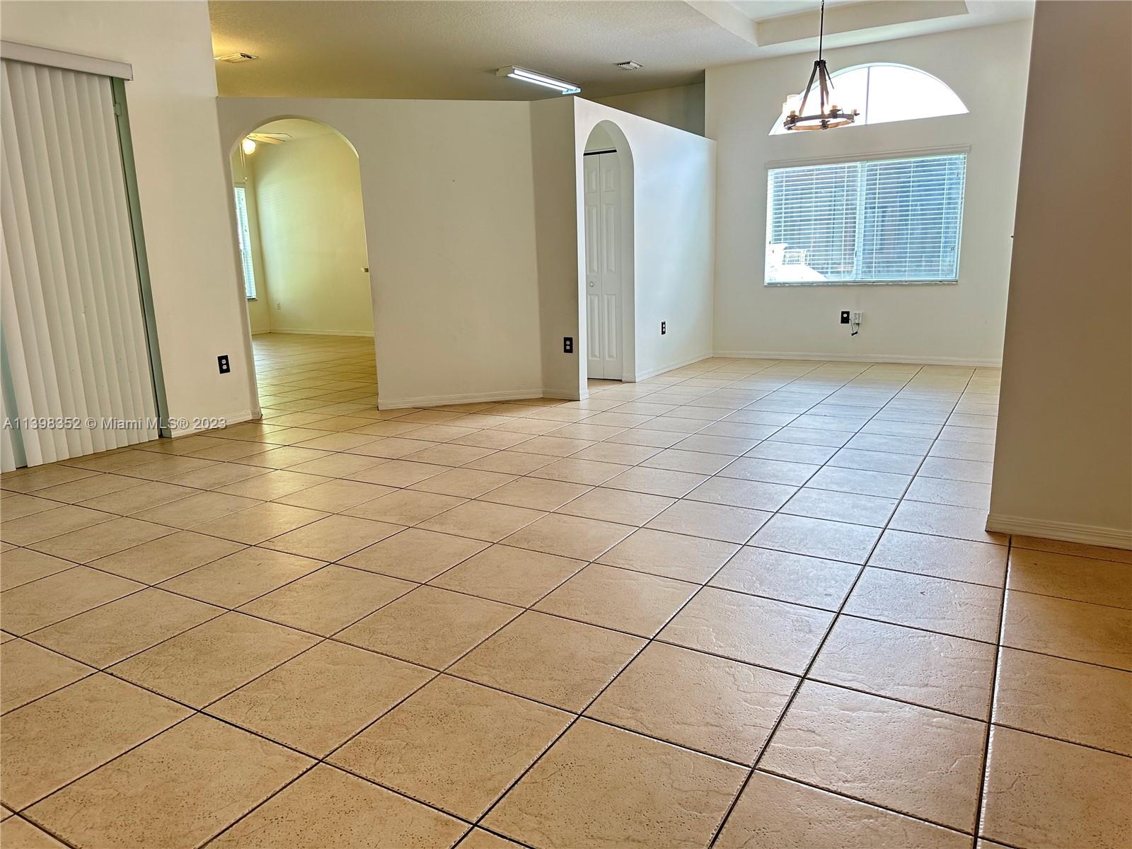 KEYS LANDING - Residential Lease
