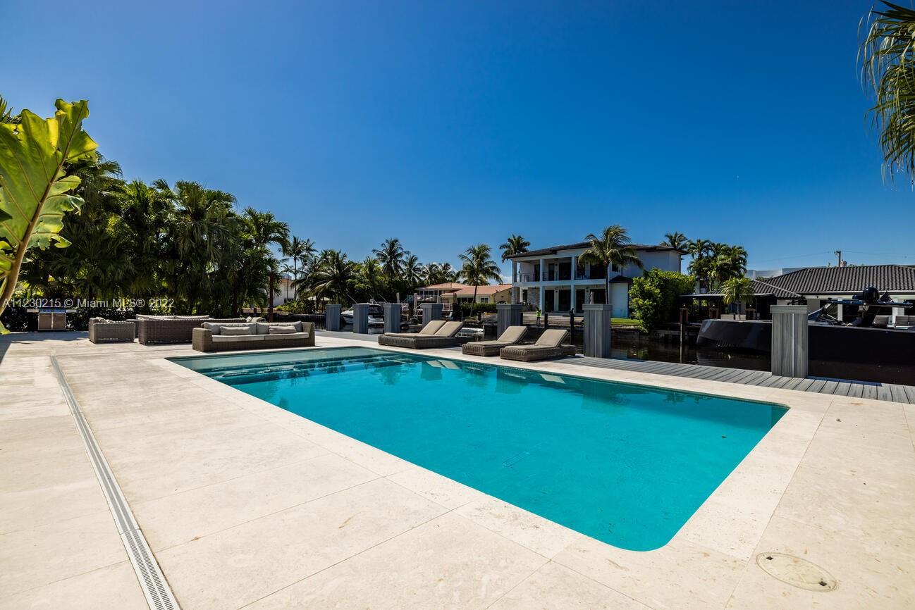 EASTERN SHORES 1ST ADDN - Residential