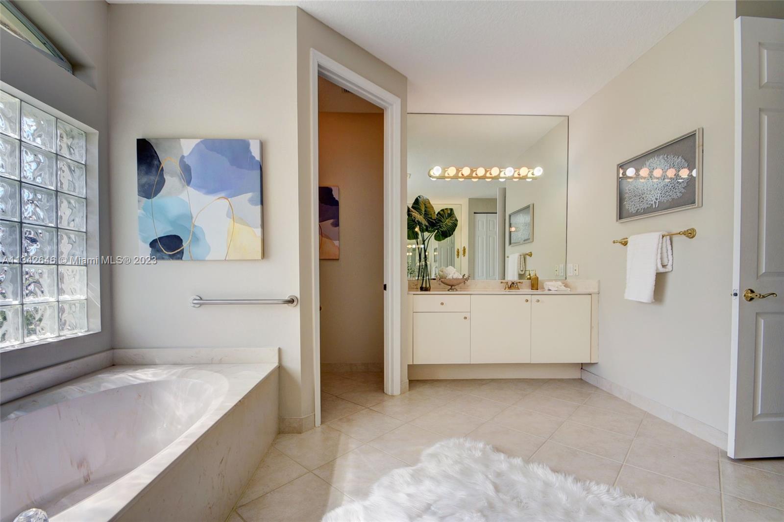Ponte Vecchio (Tuscany) - Residential