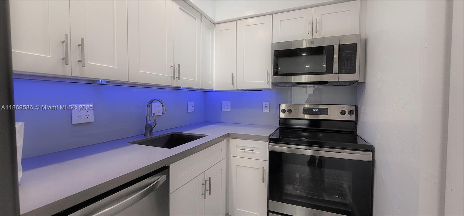 ORANGEBROOK VILLAS CO-OP - Residential