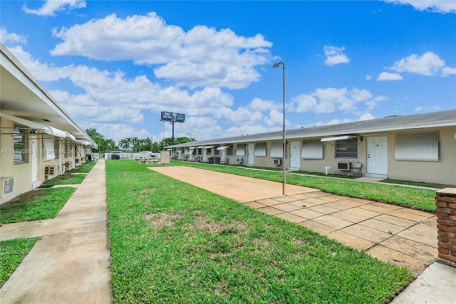 ORANGEBROOK VILLAS CO-OP - Residential