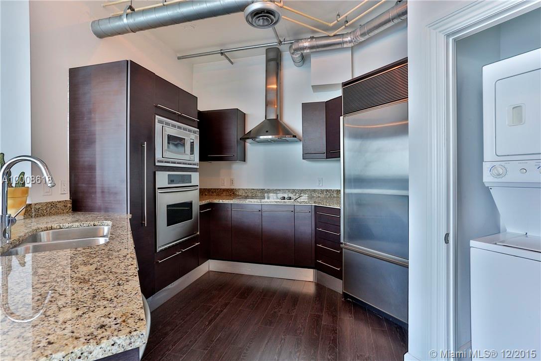 STAR LOFTS ON THE BAY - Residential Lease