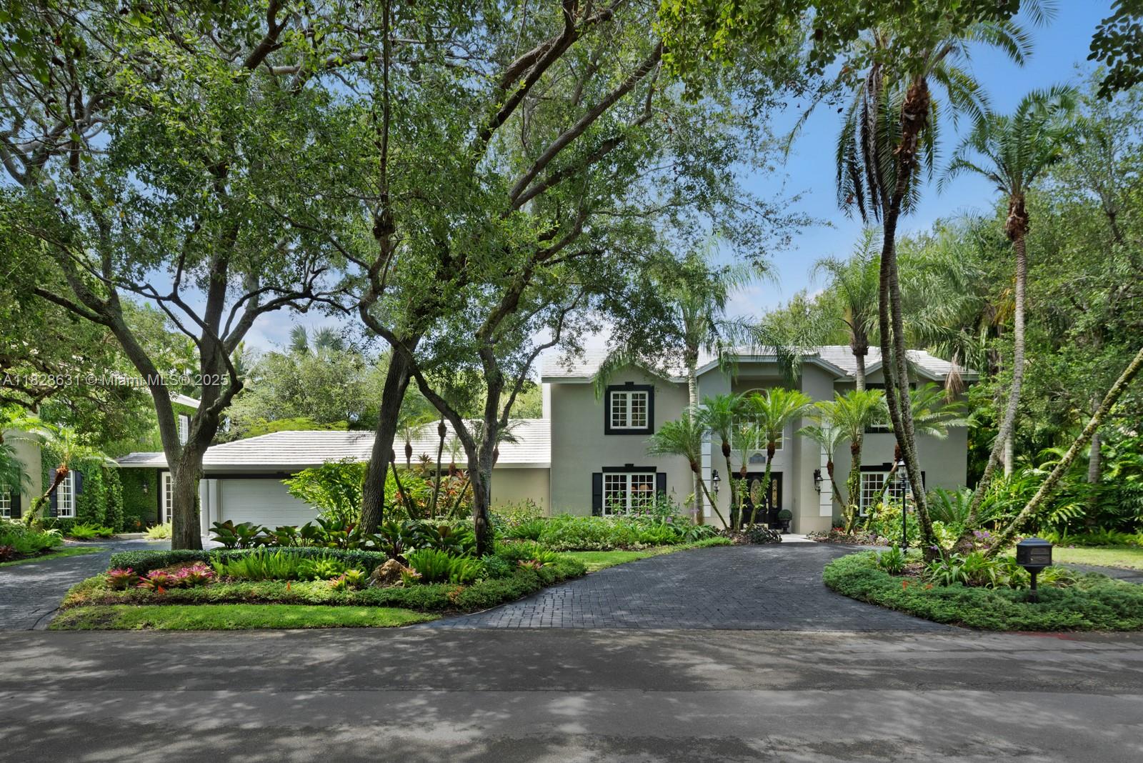 KINGS COVE - Residential