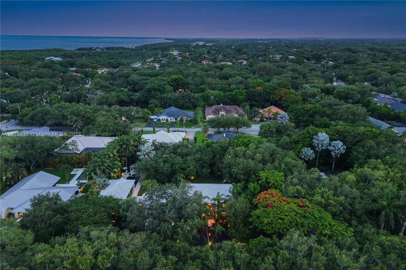 KINGS COVE - Residential