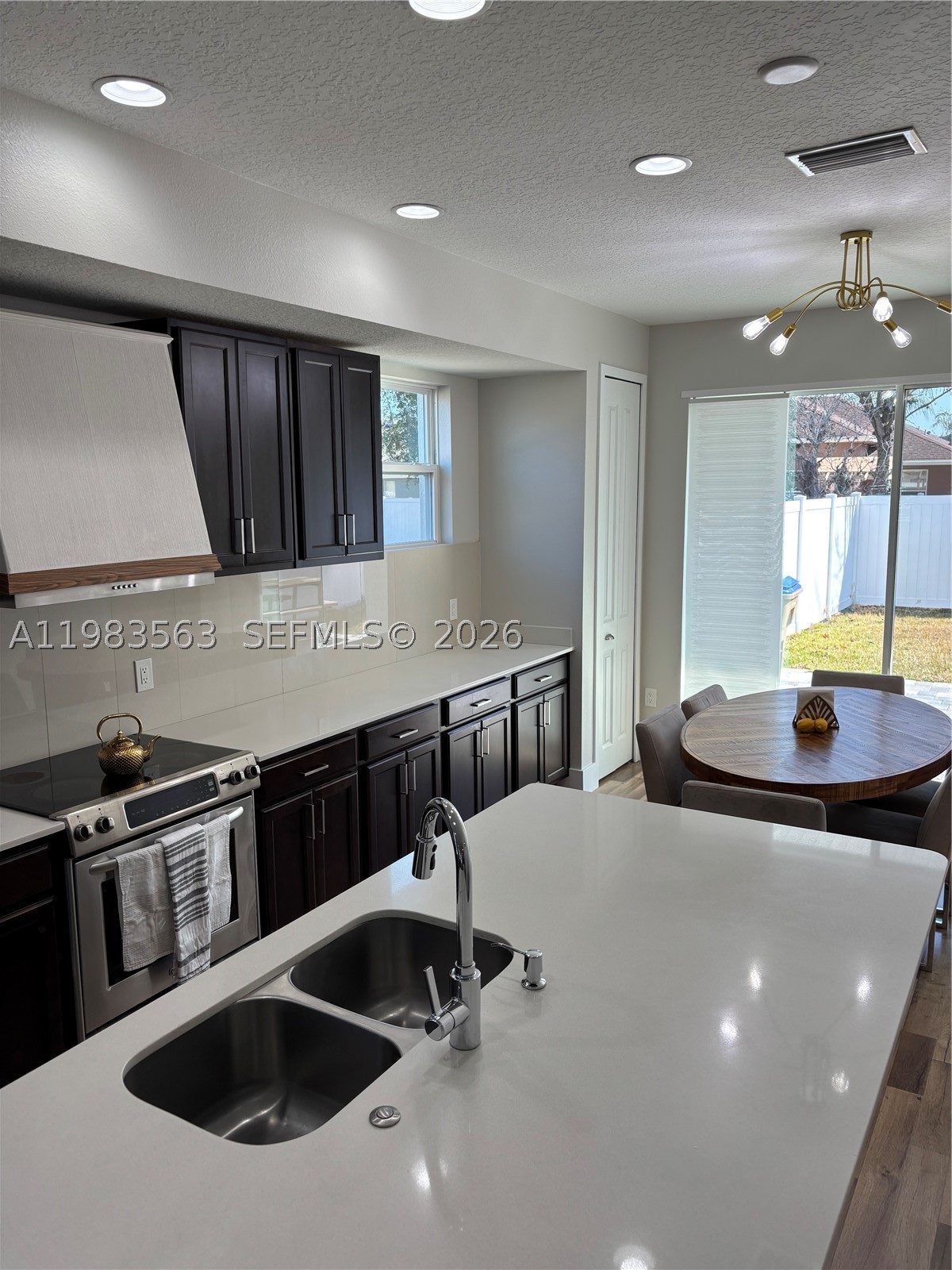 BELLAVISTA BUILDING GROUP - Residential