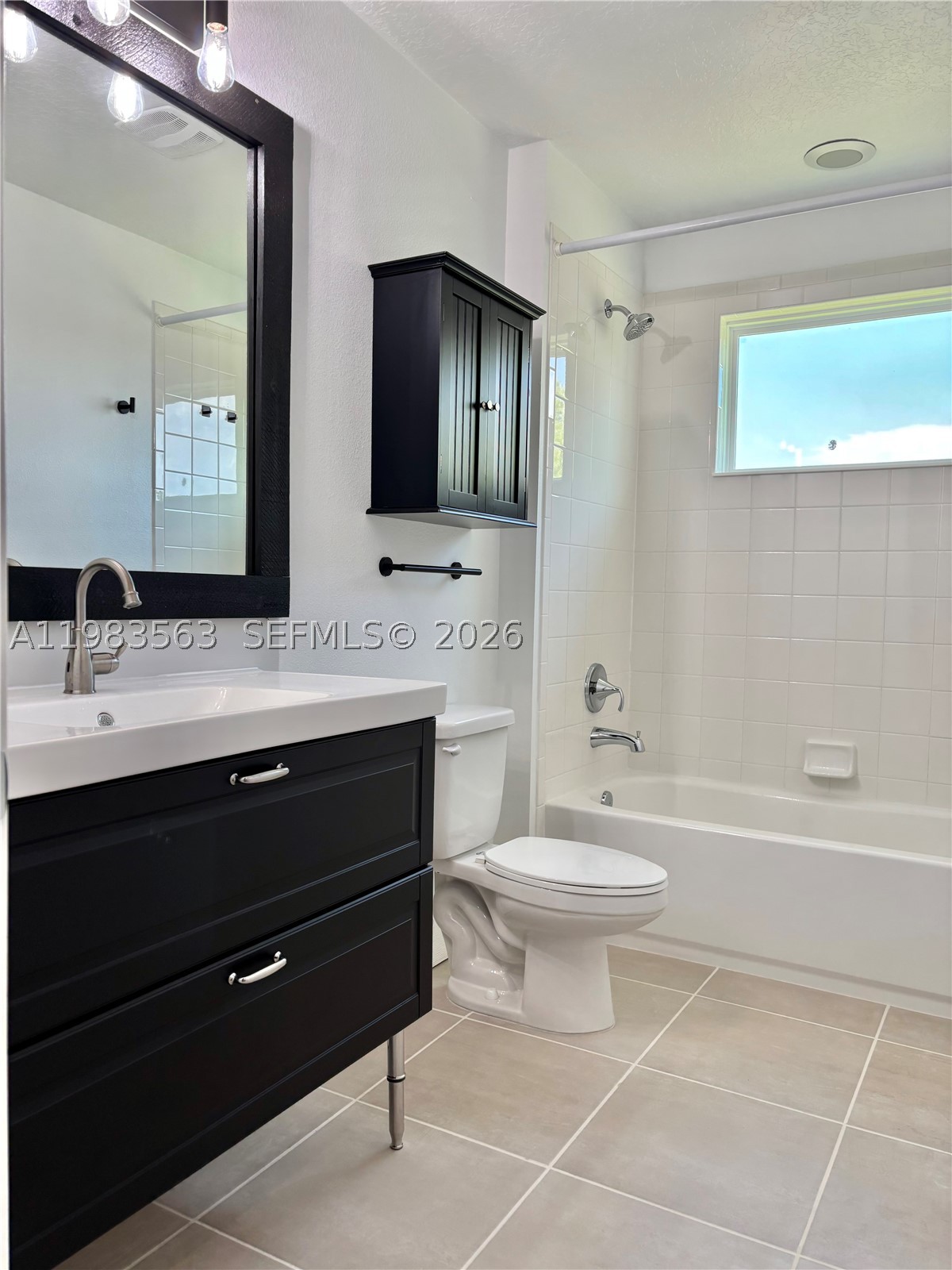 BELLAVISTA BUILDING GROUP - Residential
