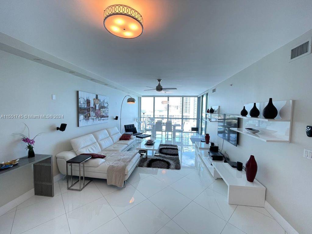 OCEAN PALMS CONDO - Residential Lease