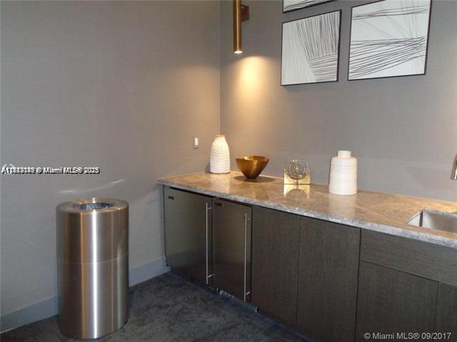 BRICKELL HEIGHTS EAST CON - Residential