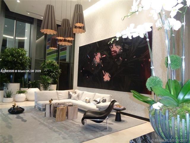 BRICKELL HEIGHTS EAST CON - Residential