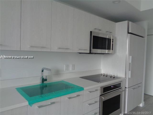 BRICKELL HEIGHTS EAST CON - Residential
