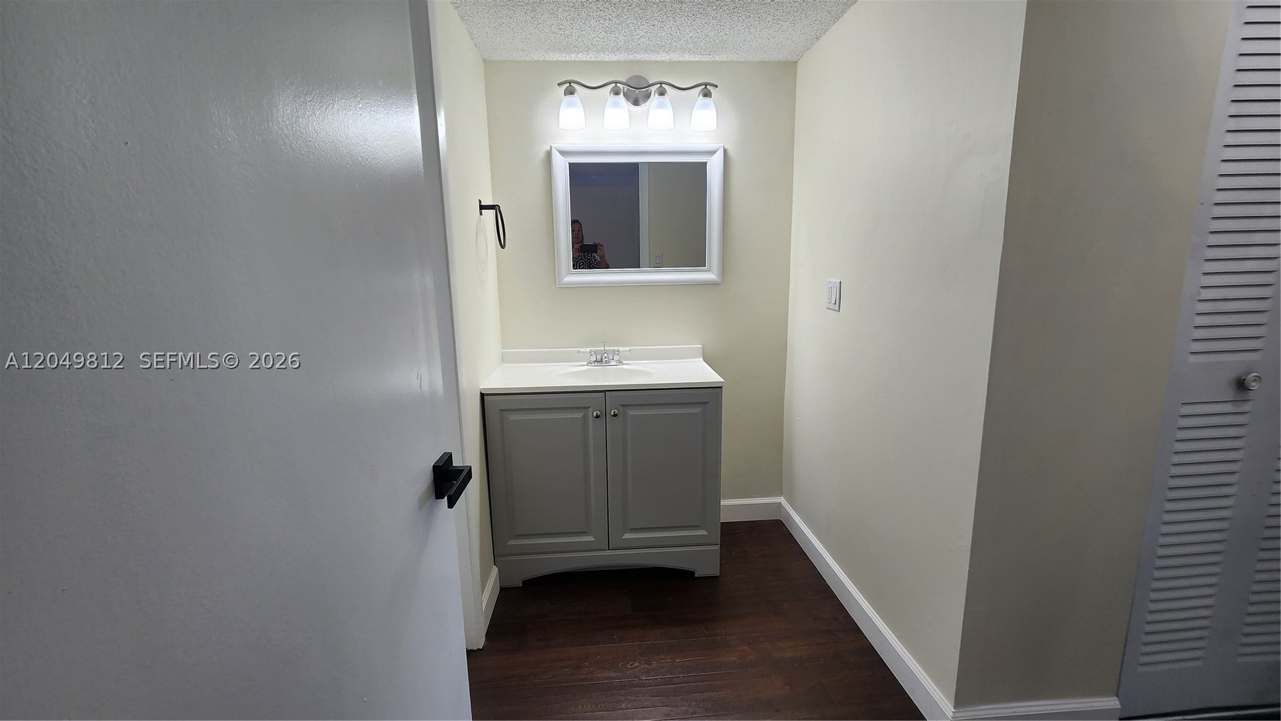 VILLAGE SQUARE CONDO - Residential