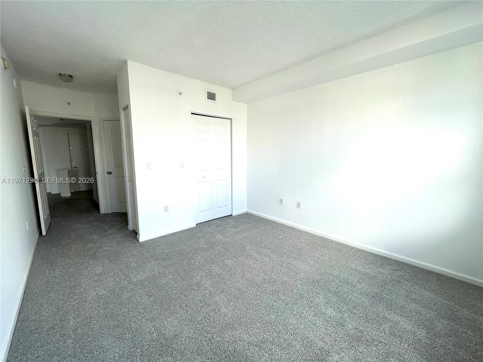 PORTO BELLAGIO CONDO - Residential