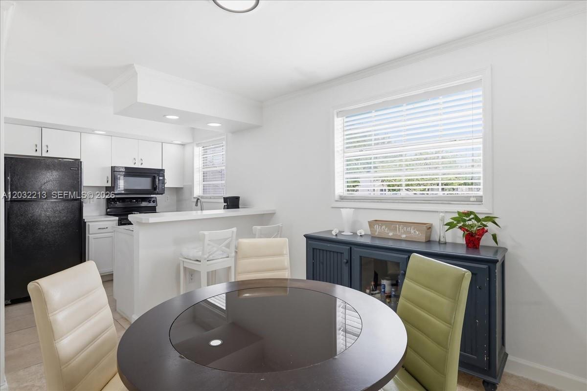 KEYS GATE CONDO NO SIX - Residential