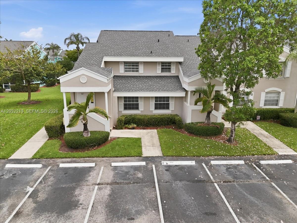 KEYS GATE CONDO NO SIX - Residential