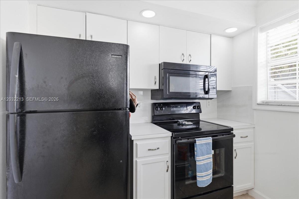 KEYS GATE CONDO NO SIX - Residential