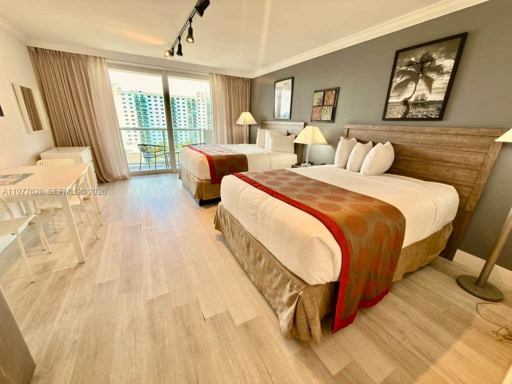 THE AVENTURA BEACH CLUB C - Residential