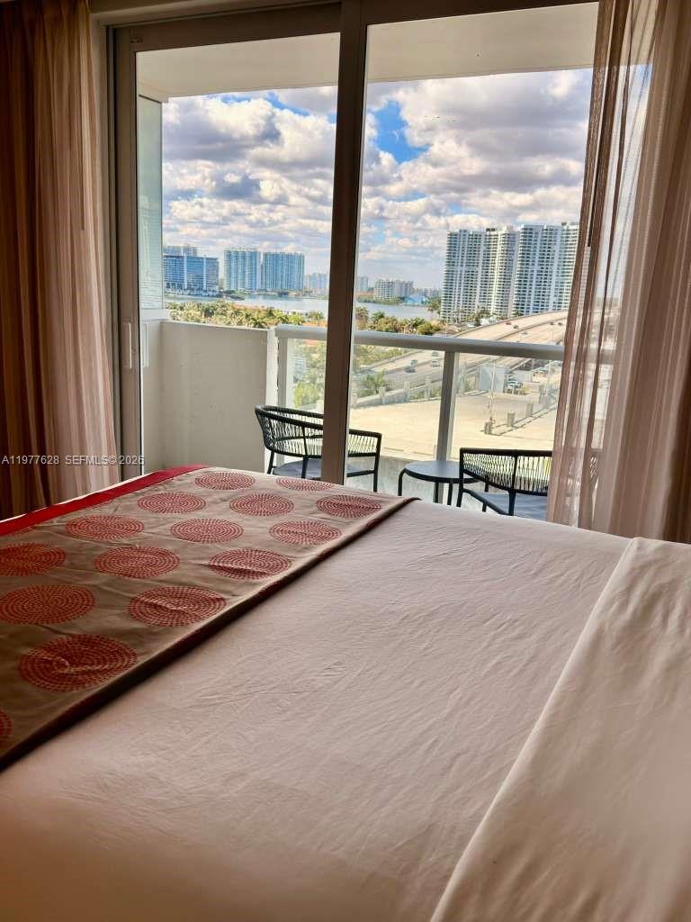THE AVENTURA BEACH CLUB C - Residential