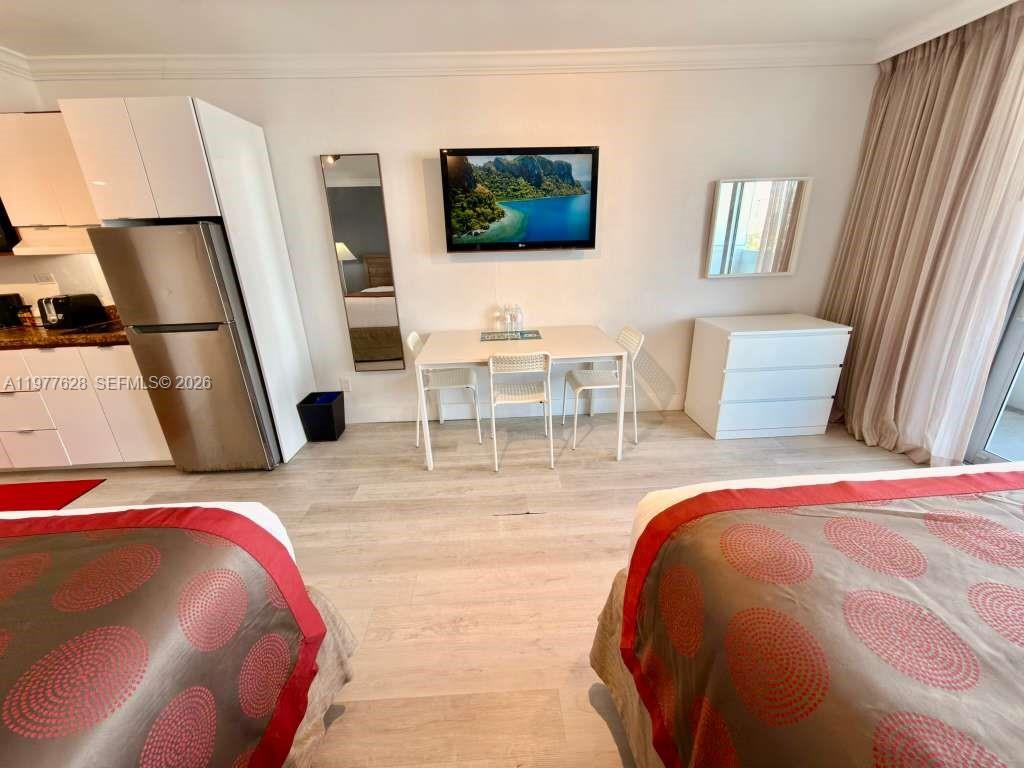 THE AVENTURA BEACH CLUB C - Residential