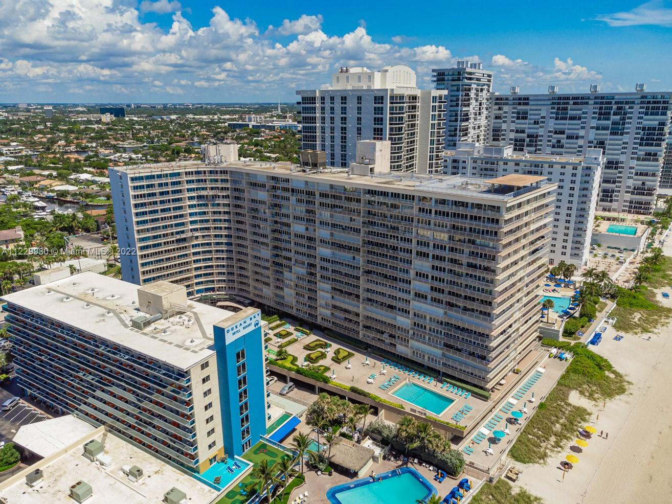 GALLEON CONDO - Residential