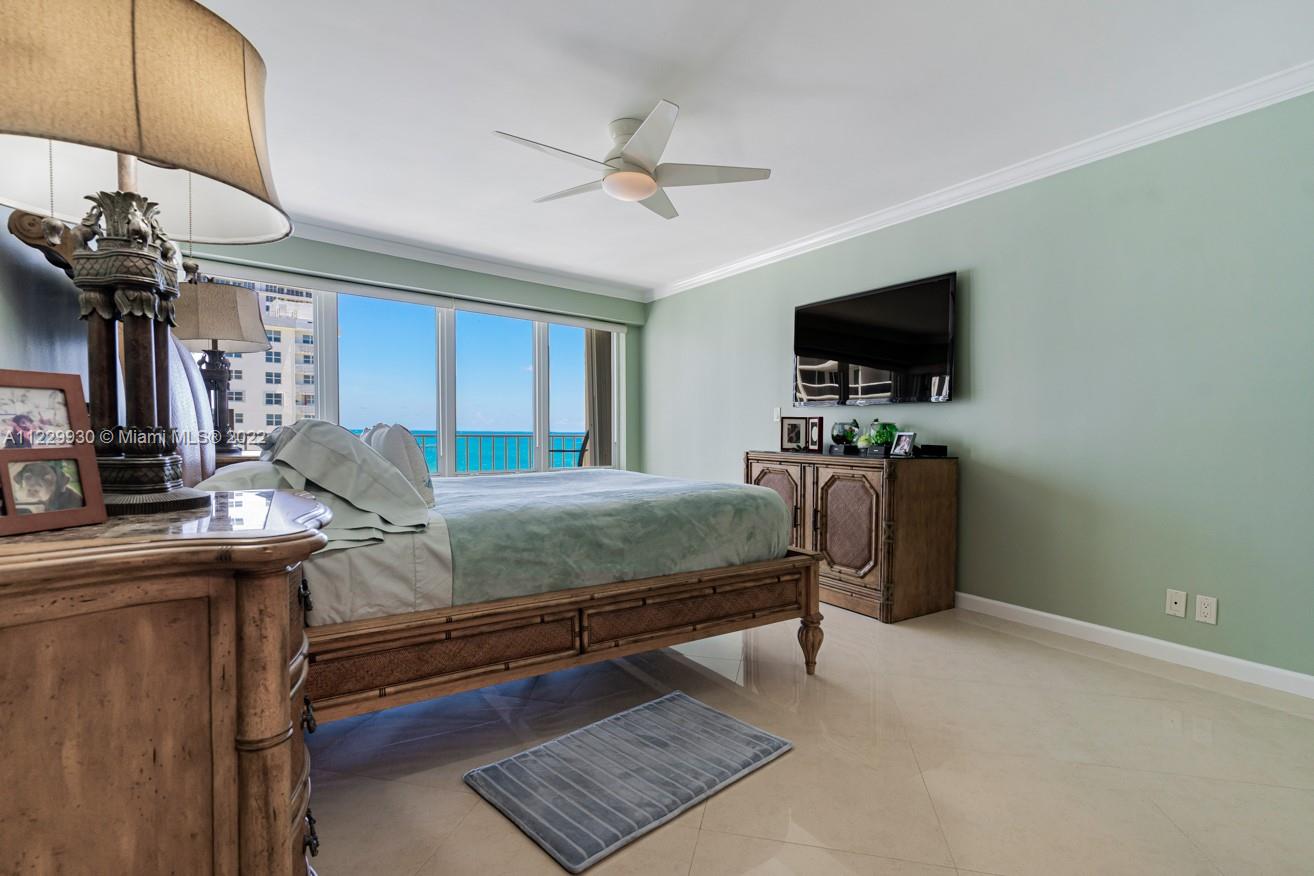 GALLEON CONDO - Residential