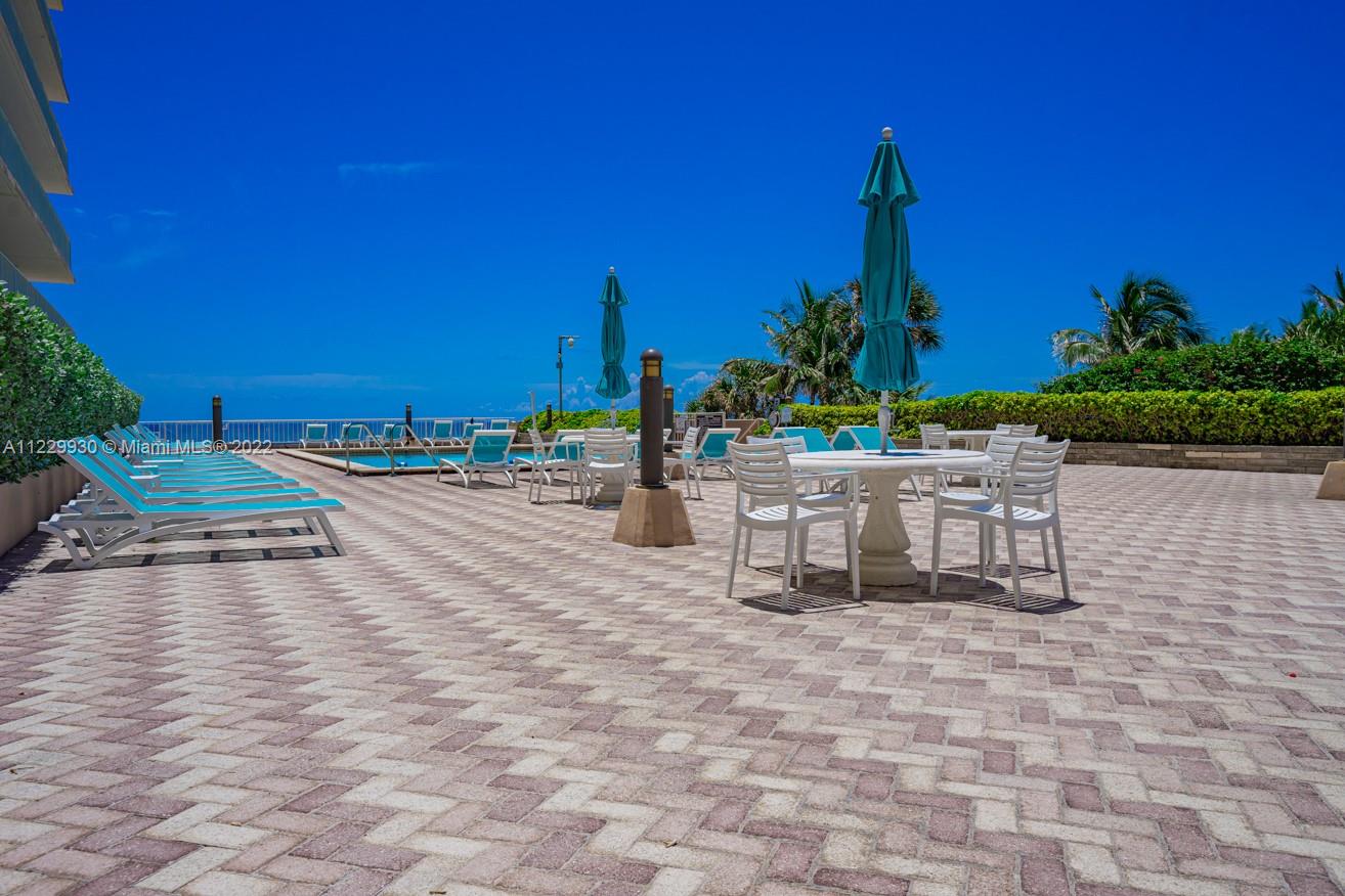GALLEON CONDO - Residential
