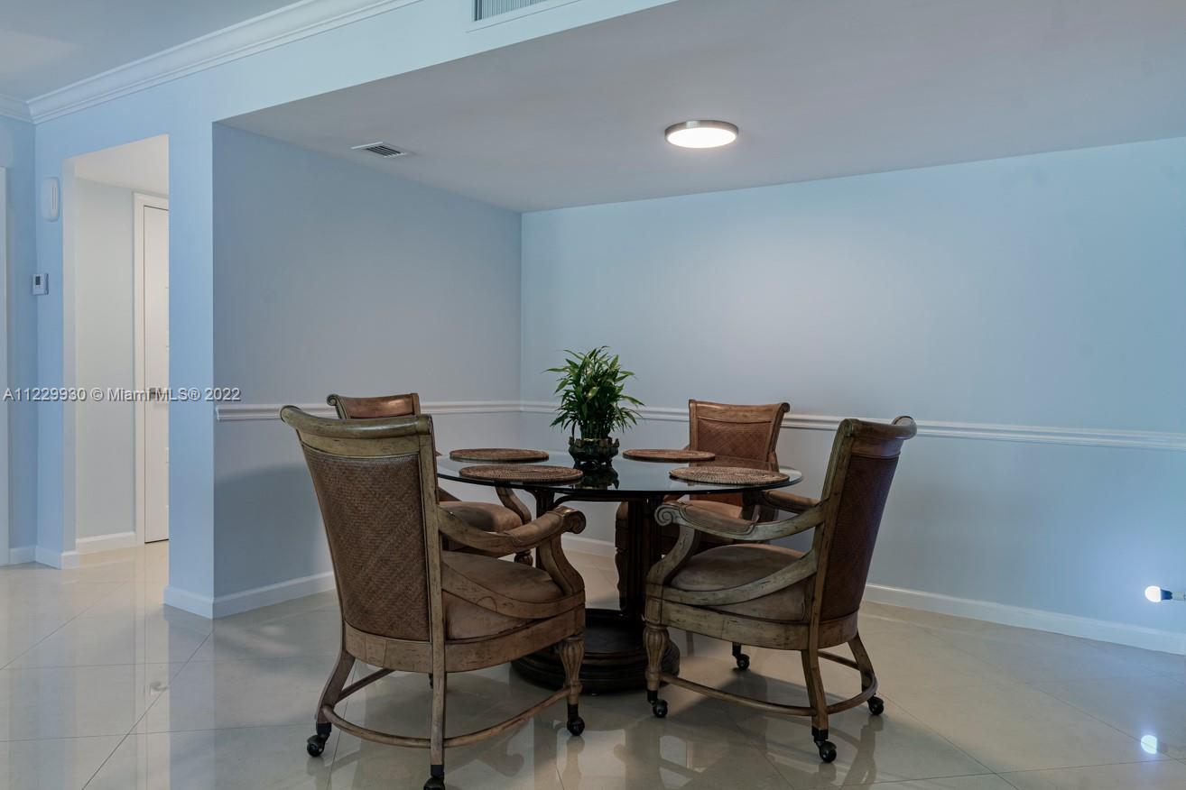 GALLEON CONDO - Residential