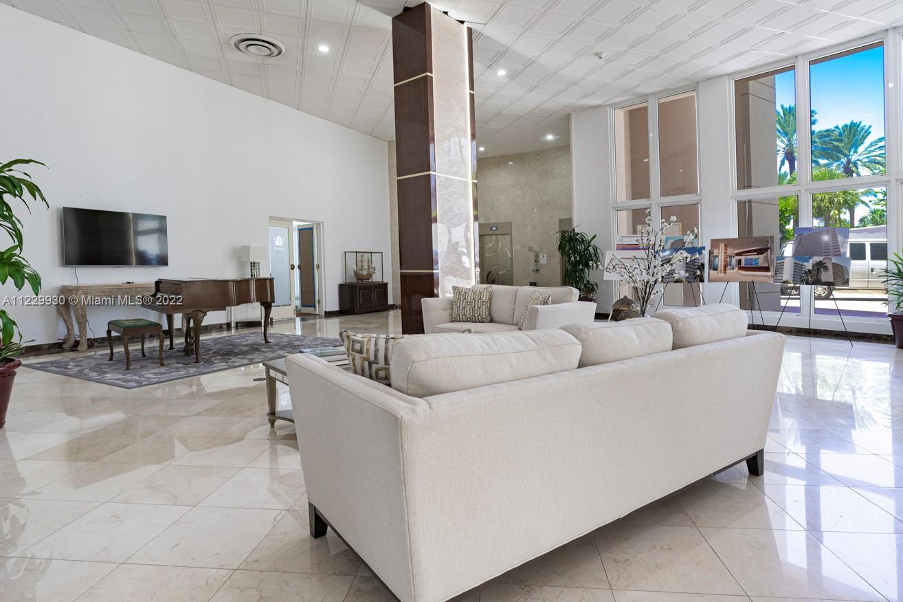 GALLEON CONDO - Residential