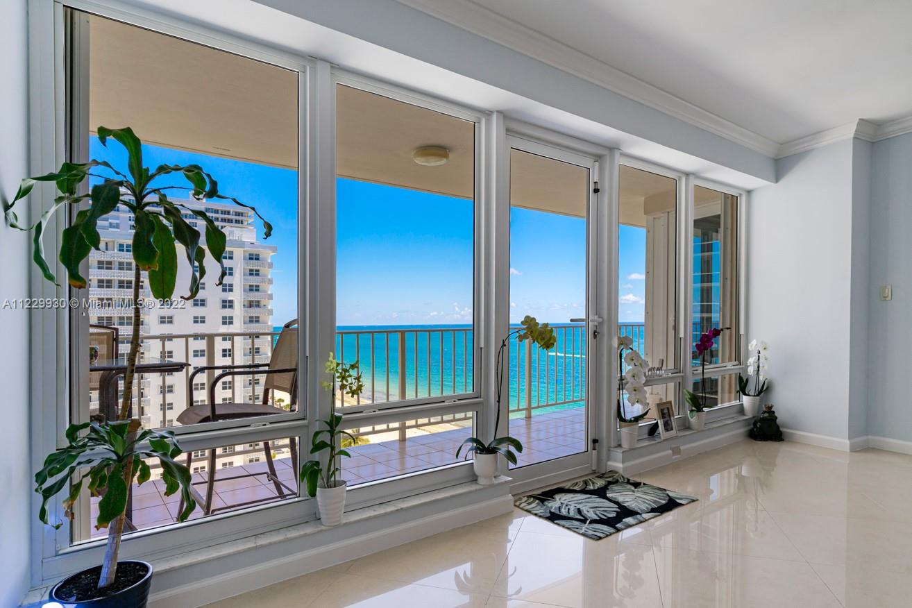 GALLEON CONDO - Residential
