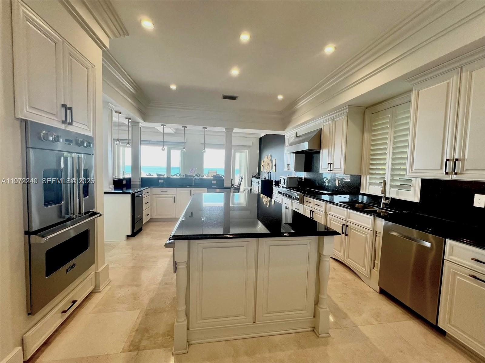 ISLAMORADA, TOWNSITE OF - Residential