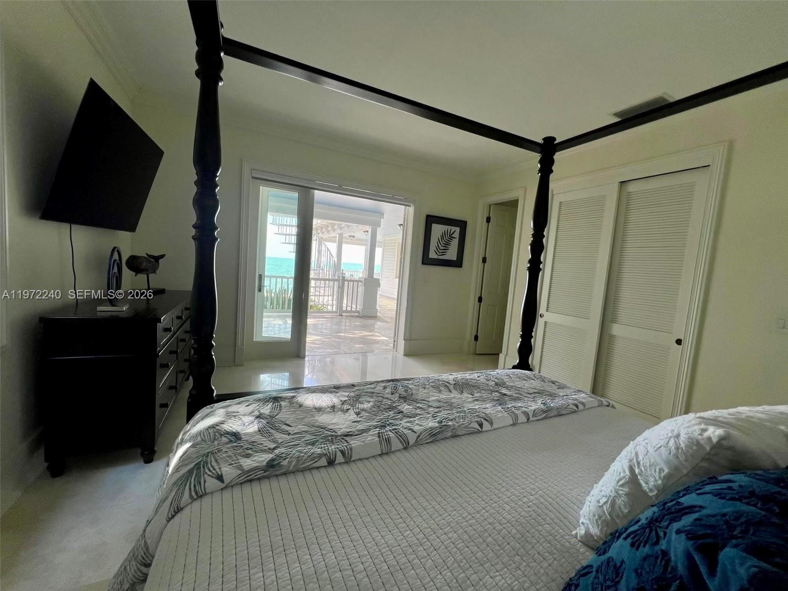 ISLAMORADA, TOWNSITE OF - Residential