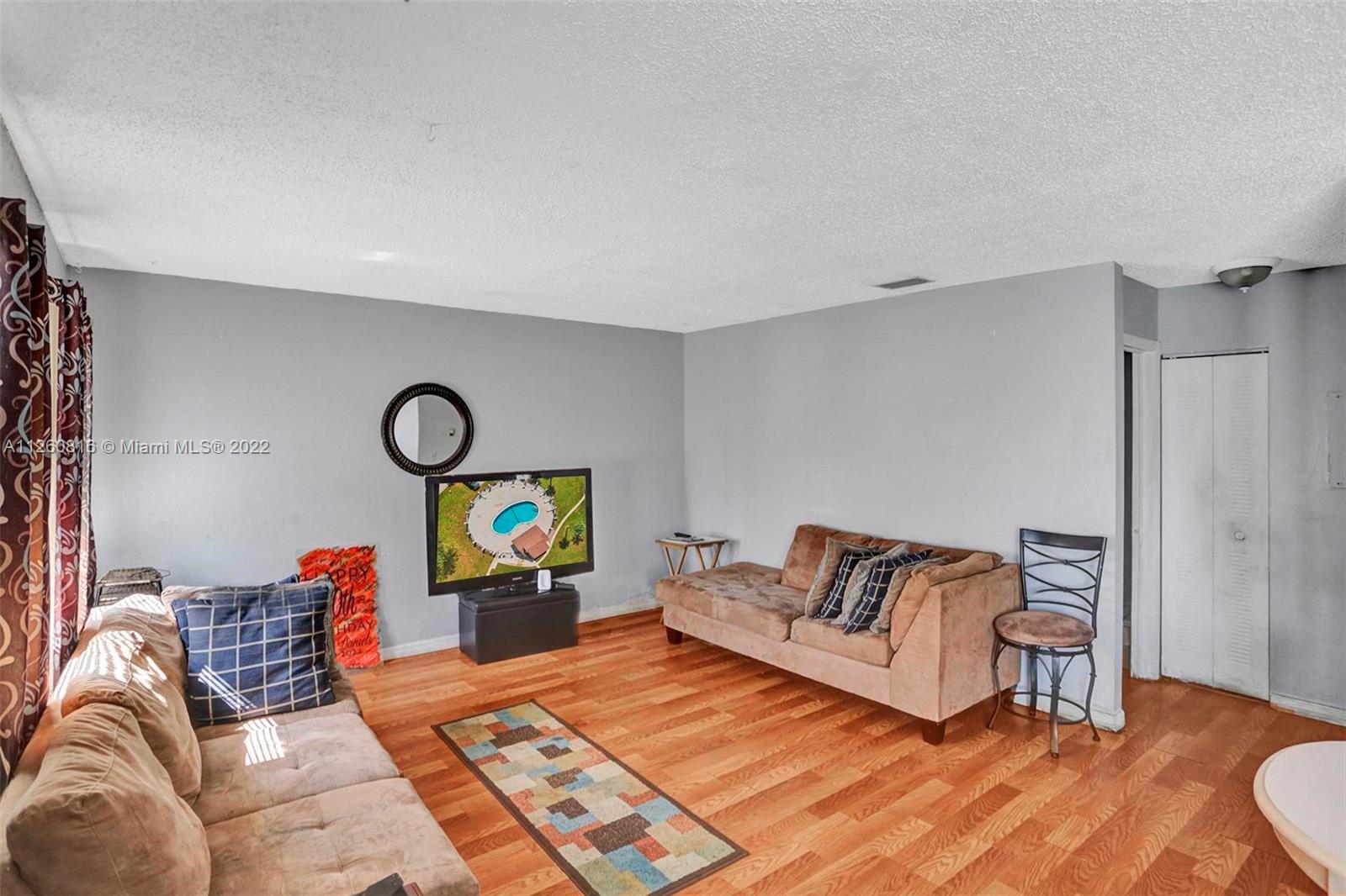 TIFFANY LAKE CONDO PH 3 - Residential