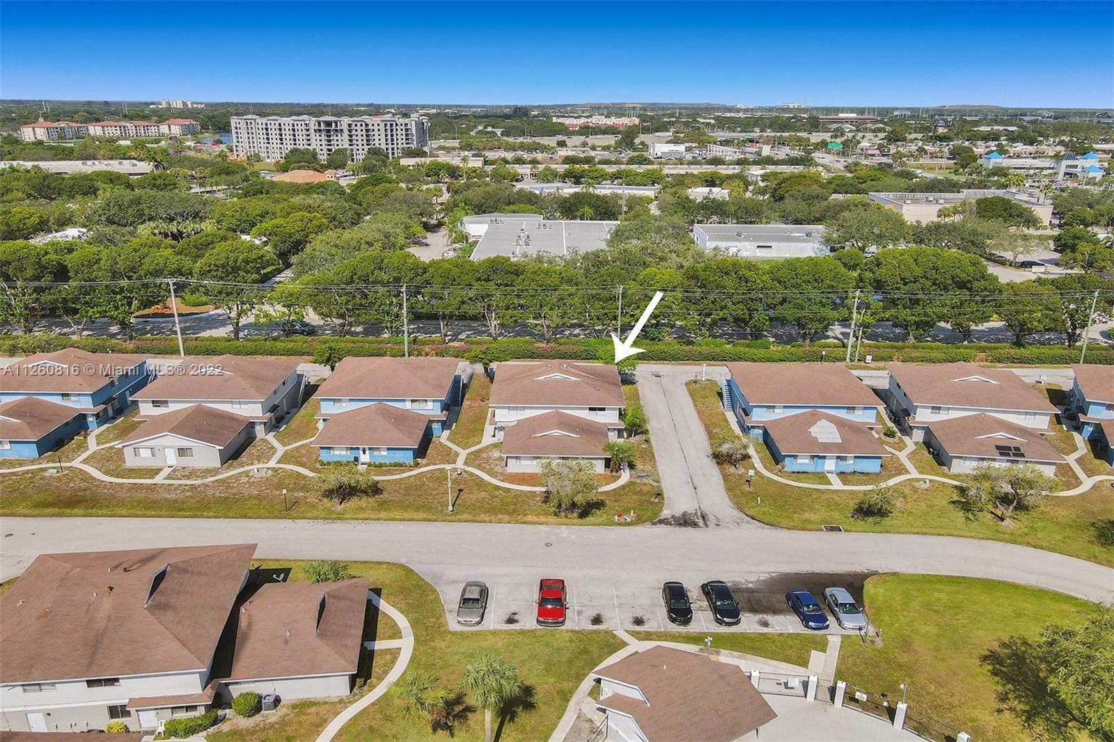 TIFFANY LAKE CONDO PH 3 - Residential