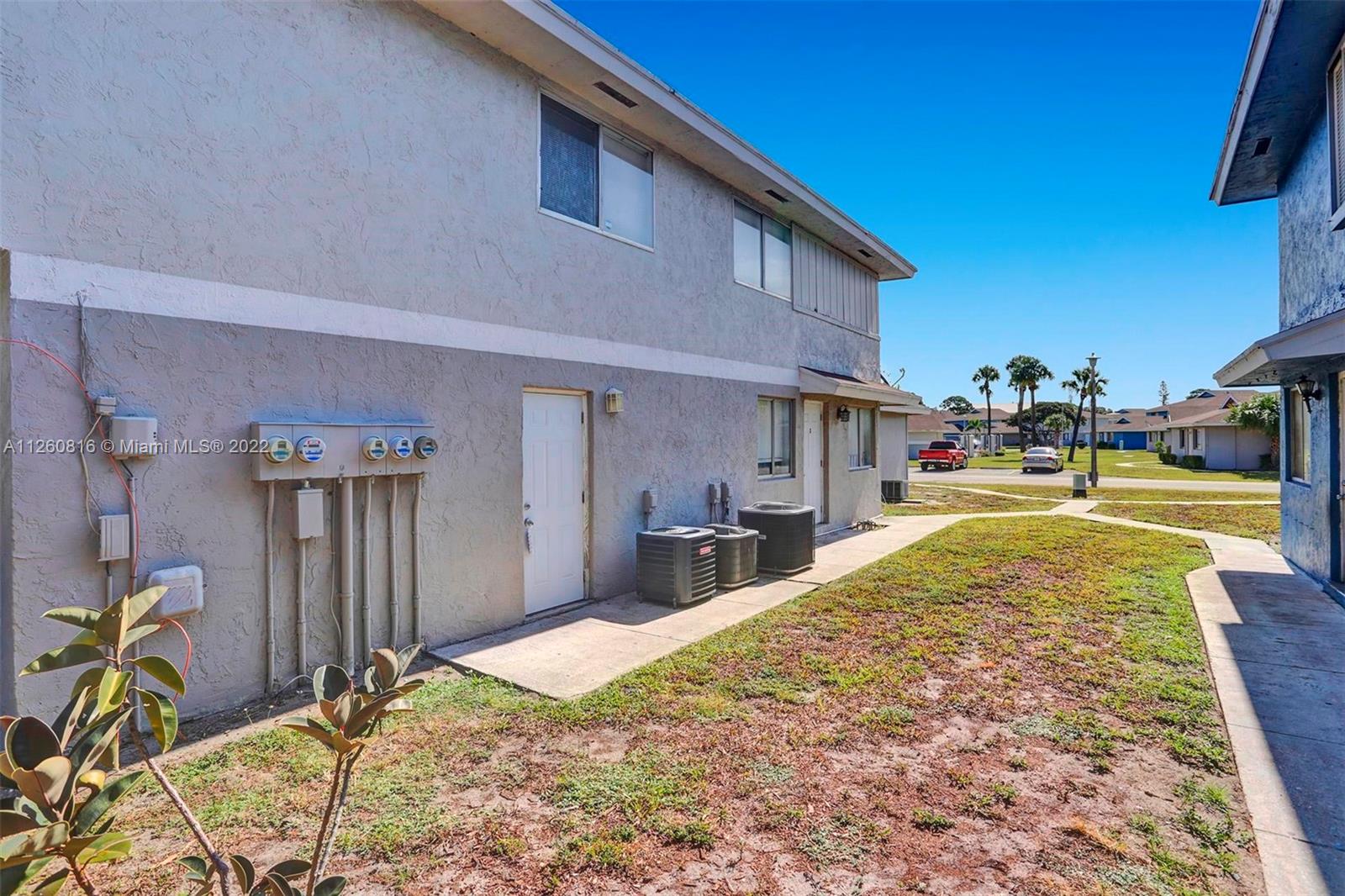 TIFFANY LAKE CONDO PH 3 - Residential
