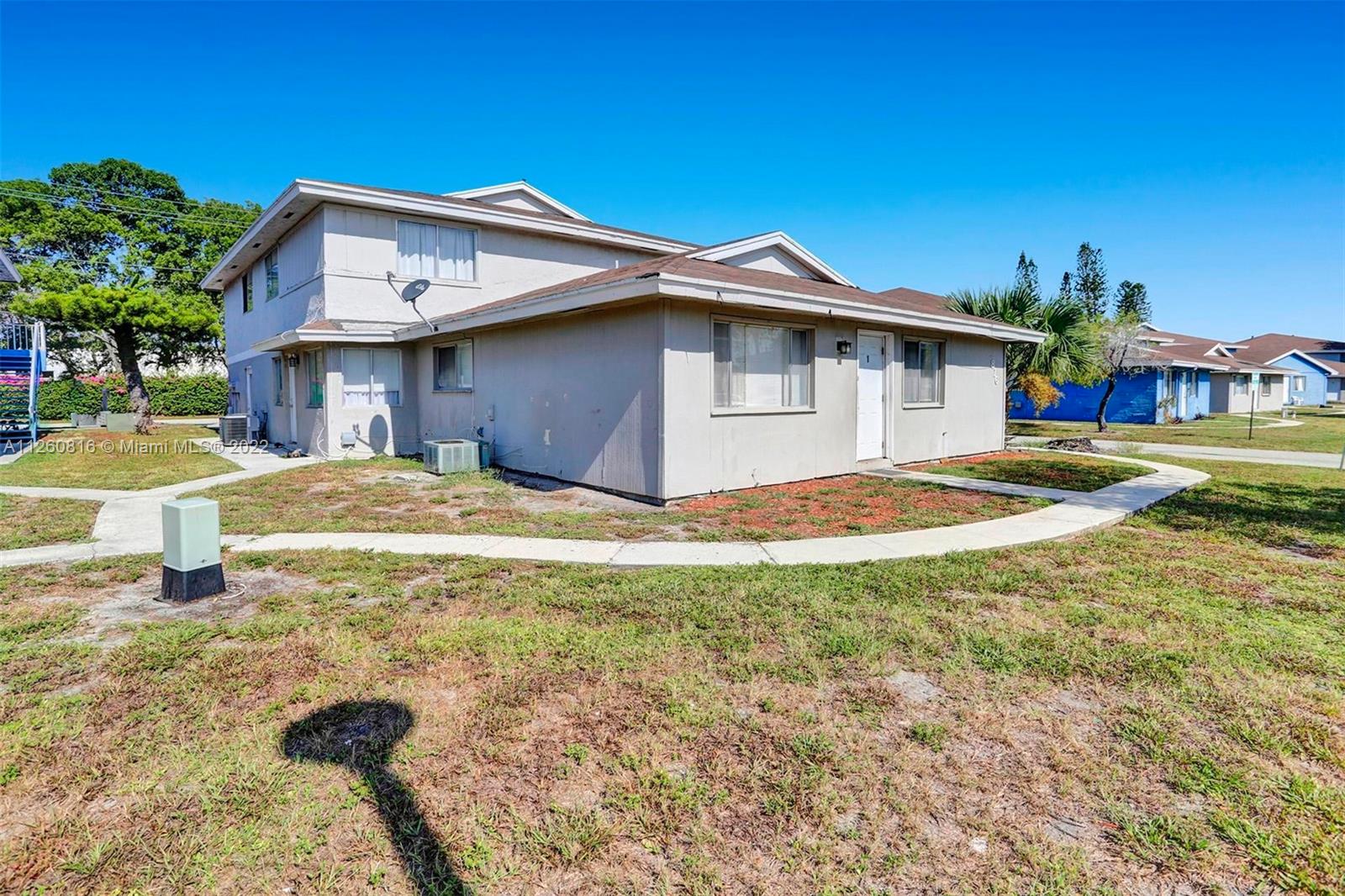 TIFFANY LAKE CONDO PH 3 - Residential