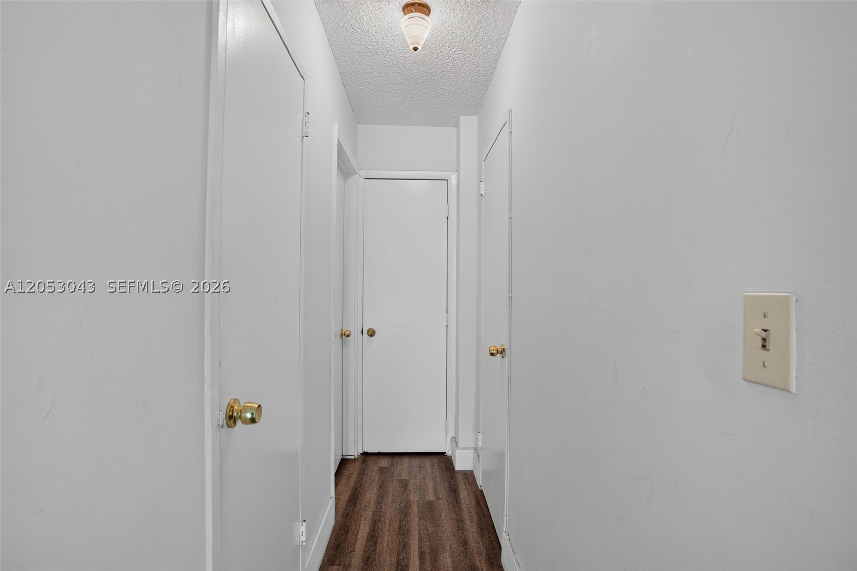BAYVIEW TERR CONDO - Residential